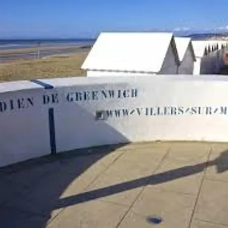 2 Pieces Avec Balcon, Proche Et Parking - Fr-1-712-4 *